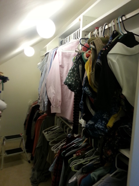 Closet traditional-closet