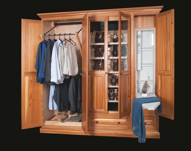 Traditional Reclaimed Heart Pine Closet traditional