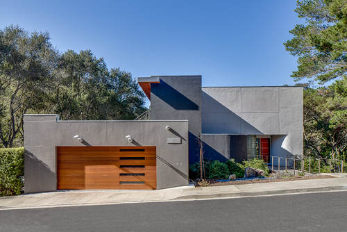 contemporary house garage