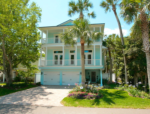 turquoise beach house