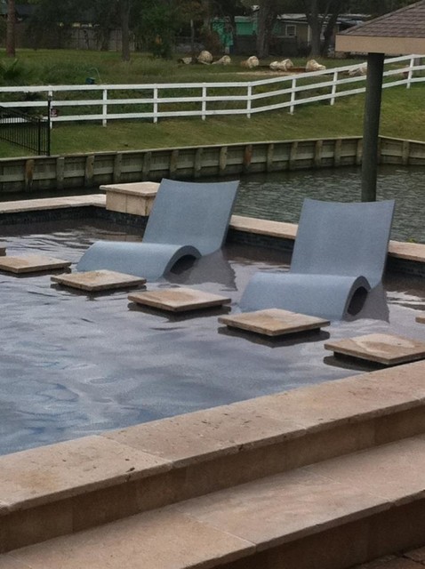 Ledge Loungers in Action! contemporary-pool