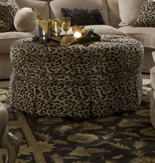 AICO Furniture Toledo Round Cocktail Ottoman FSTLEDO79JAG00