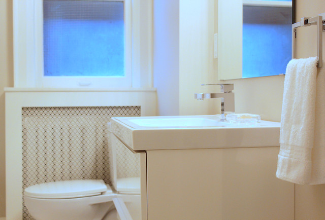 parkdale apartment | bath contemporary bathroom
