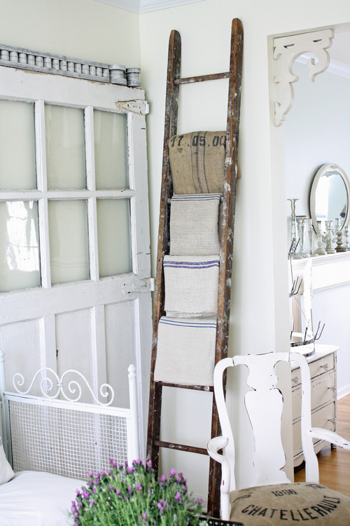 diy bathroom towel ladder