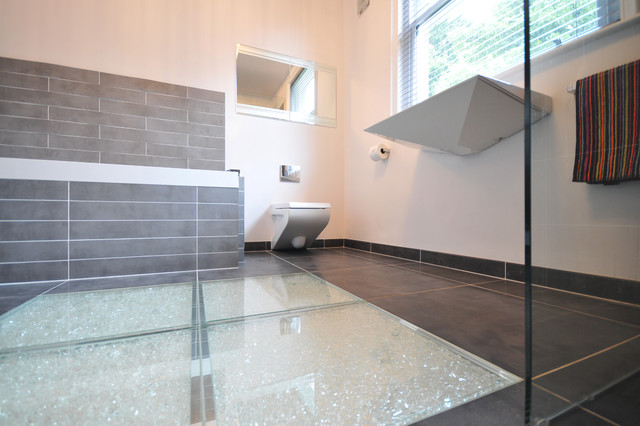 Period property in Manchester contemporary-bathroom