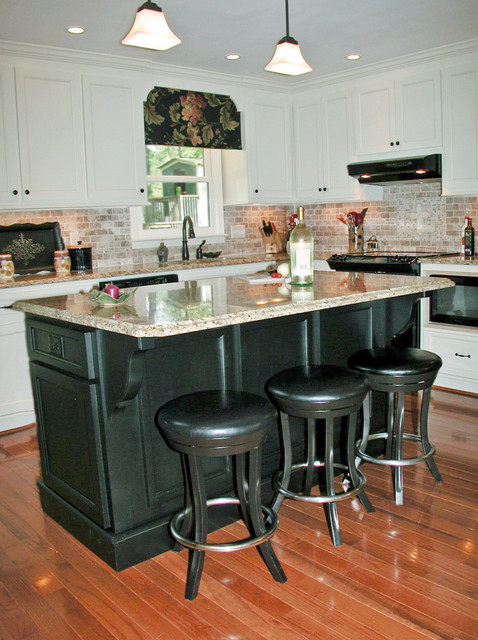 1980's Kitchen Renovation traditional-kitchen