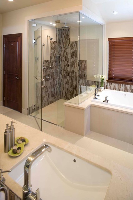 Modern Shower/Bath Combination with Threshold ProLine Installation ...