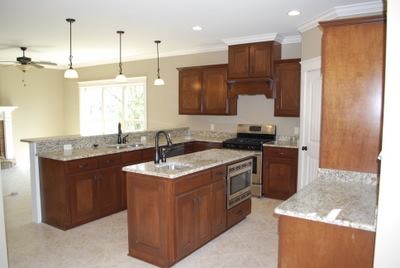 Granite countertops traditional-kitchen