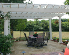 Circular Patio With A Pergola - Traditional - Patio - Columbus - By 