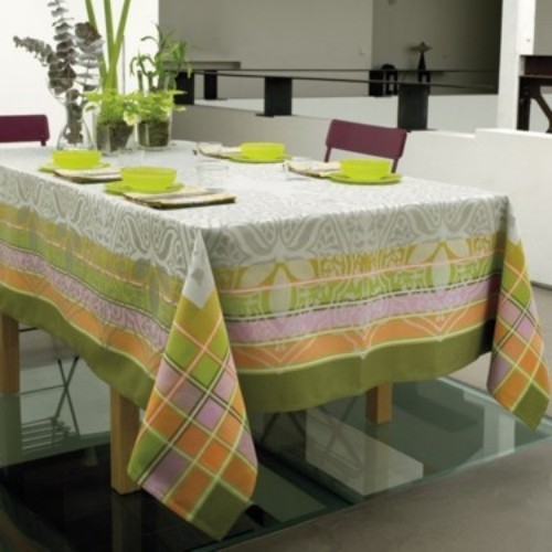 Jacquard Table Linens