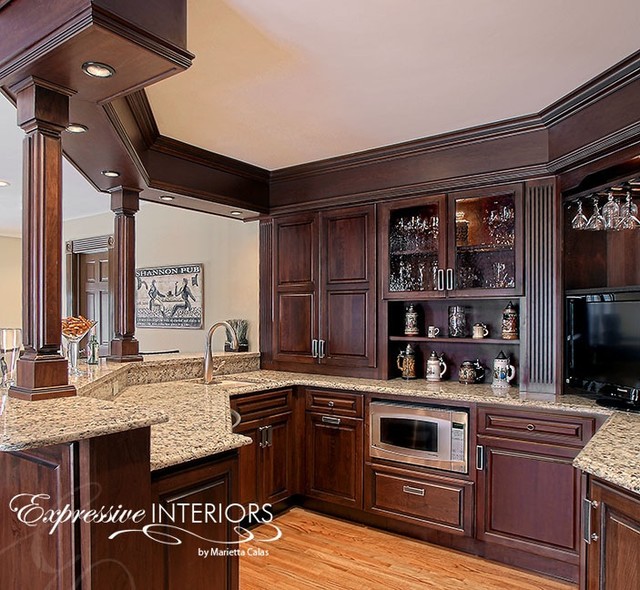 Long Grove Bar.jpg traditionalkitchen