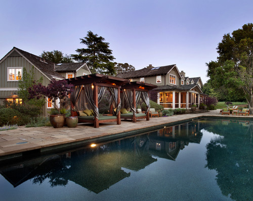Are there building plans for this pergola outdoor bed - Houzz