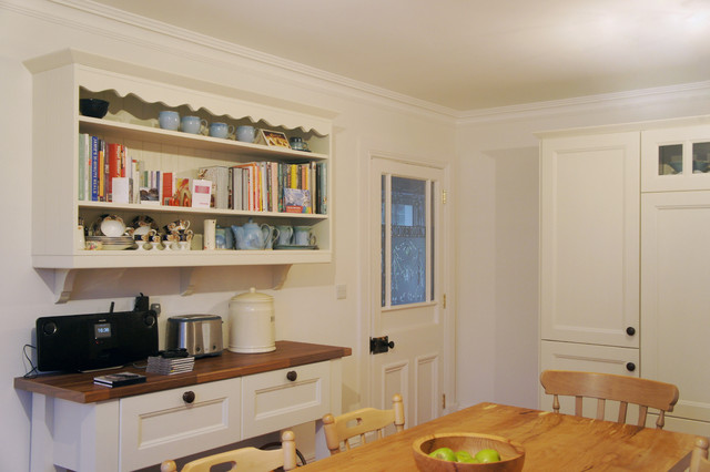 Irish Country Living - Traditional - Kitchen - brisbane - by Anne Ellard Design