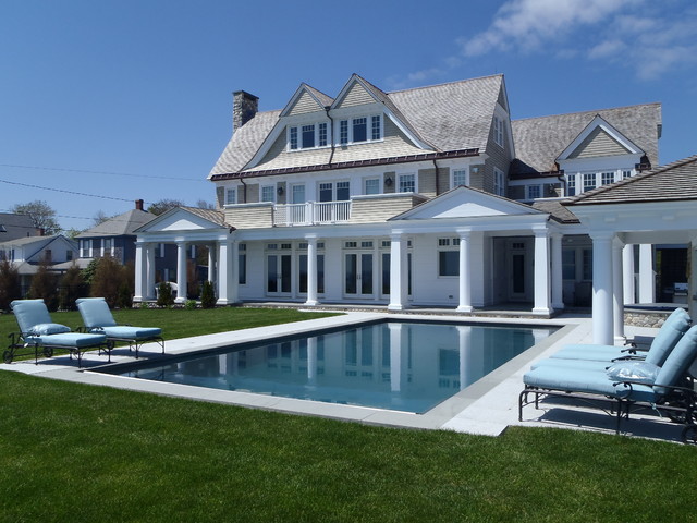 Patios traditional-exterior