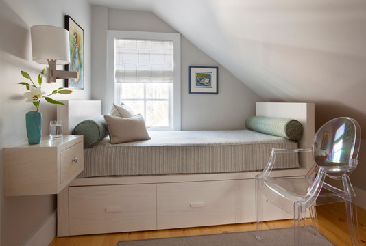 7 Ways to Make a Small Bedroom Look Bigger and Work Better