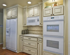 Are creamy white cabinets a mistake? :-/ - Houzz