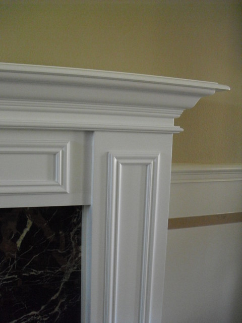 Mantel Surround traditional-living-room