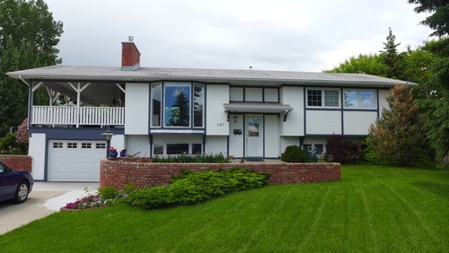 Looking Curb Appeal Idea Level House Looking Curb Appeal Idea Level House
