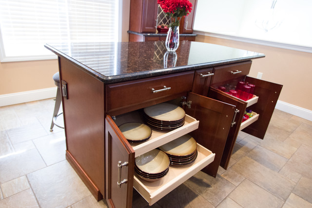 Cozy Traditional Kitchen traditional-kitchen