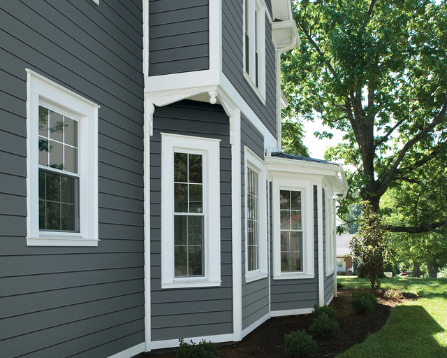 Haven® Insulated Siding in Midnight Surf traditionalexterior