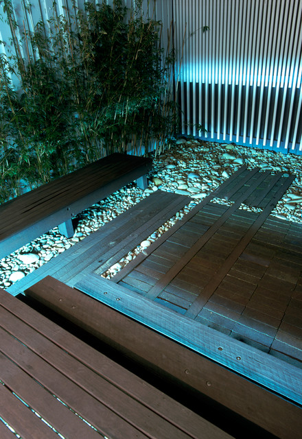 H House modern-exterior