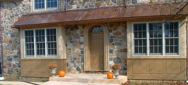 Wainscot panneling industrial-