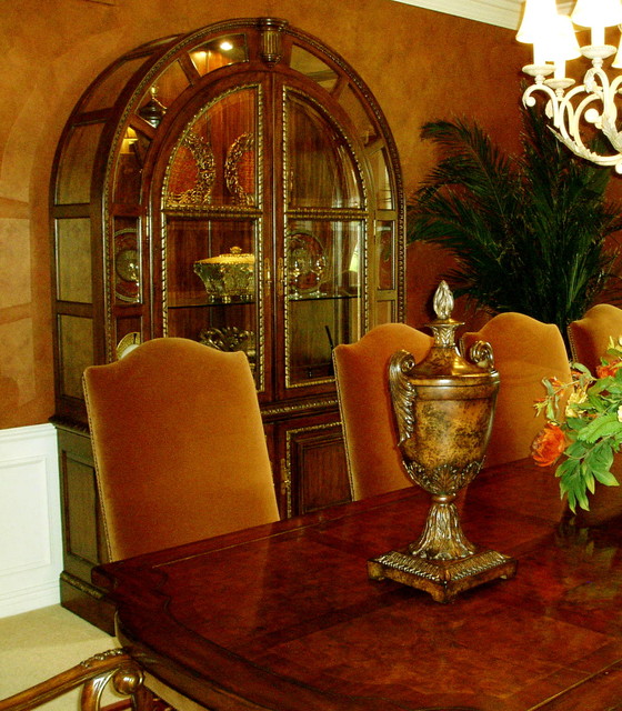 Romantic Elegance traditional dining room