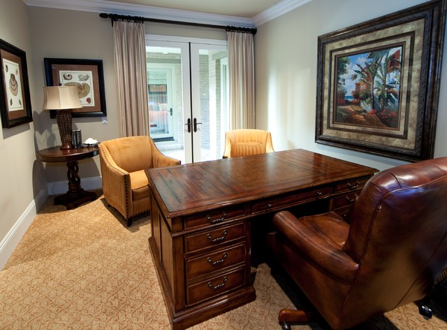 Rustic San Clemente Custom traditional home office