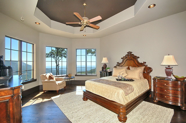 Cliffs Glassy Mountain home traditional bedroom