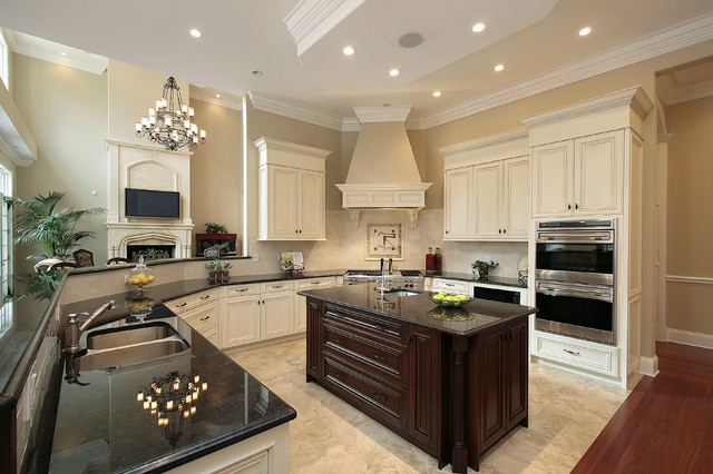 Kitchen Design & Granite Countertop - Travertine Floor Tiles