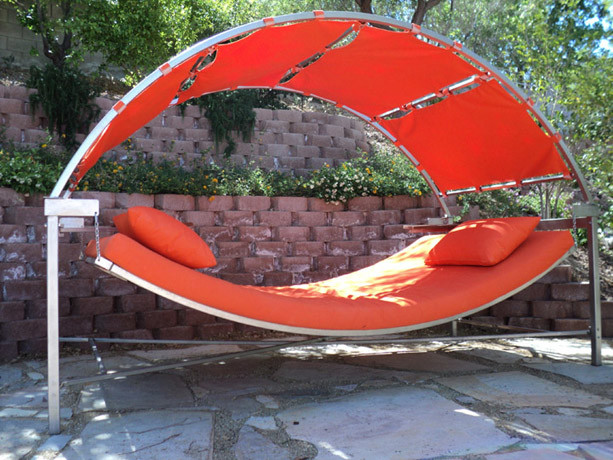 outdoor swinging day bed - modern - patio furniture and outdoor ...