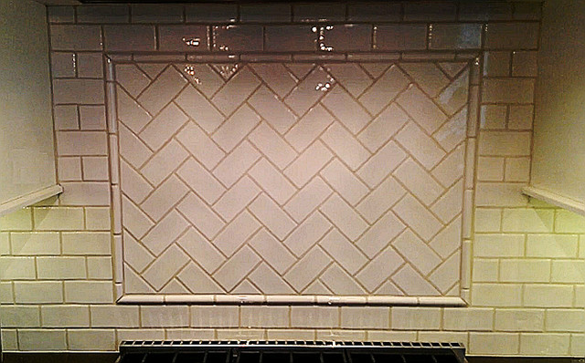 Happy Valley Kitchen Remodel Backsplash traditional-kitchen