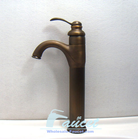 Antique Bathroom Fixtures on Lever Antique Brass Bathroom Faucet 5491f Traditional Bathroom Faucets