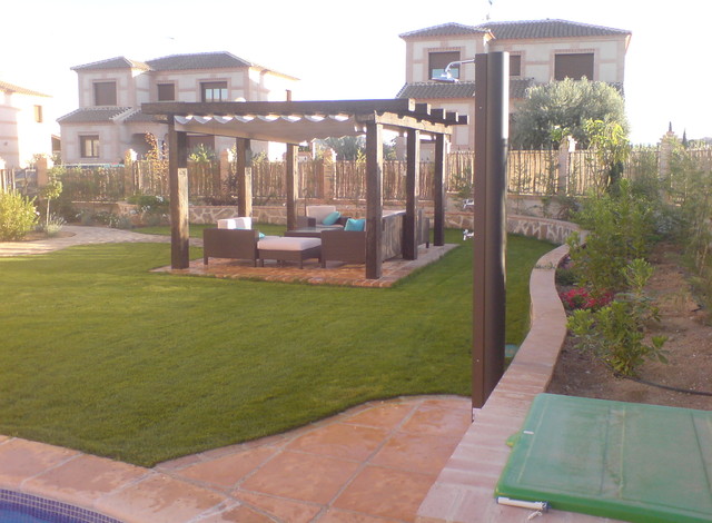 jardín de los Almendros,Cobisa,Toledo,España. traditional