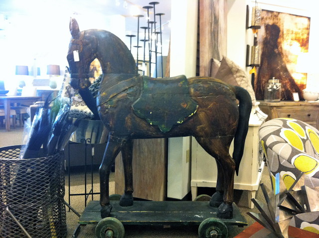 Horse Statue modern-decorative-objects-and-figurines