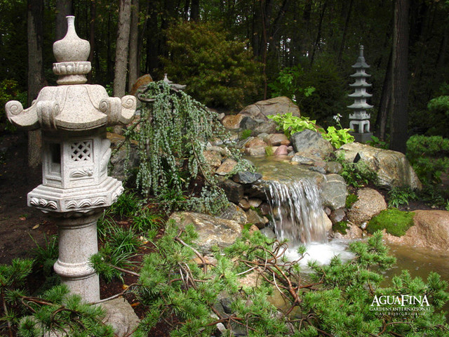 Asian Garden Lanterns 6