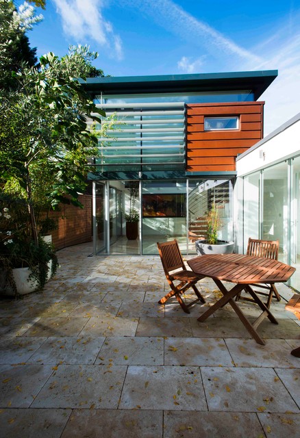 Eton, Berkshire, UK contemporary-patio