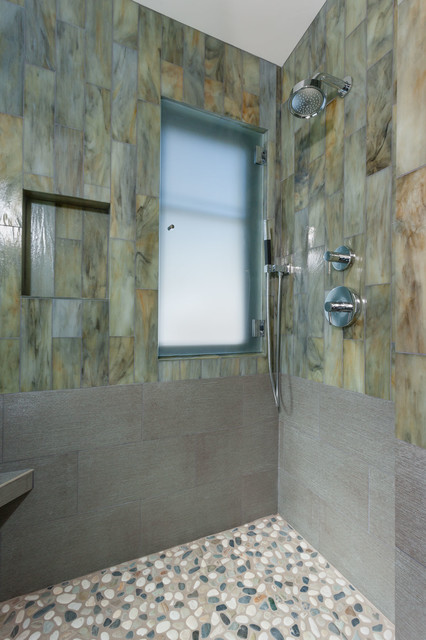 Kiss My Big Fat Glass contemporary bathroom
