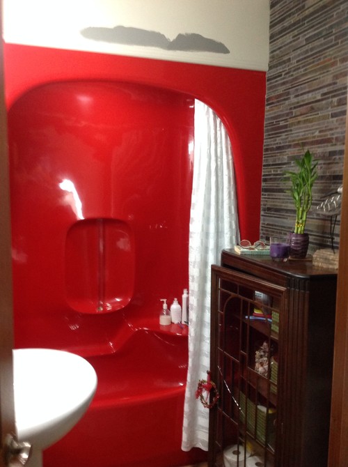 Red Boeing Tub (1980's)