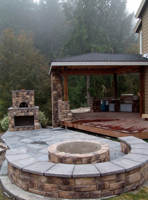 Outdoor Fireplace with Pizza Oven and Fire Pit - Traditional - Deck