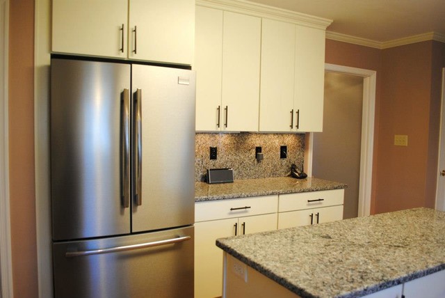 White Rohe Cabinets Stainless Appliances Kitchen Other Metro