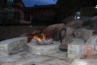 contemporary-fire-pits.jpg