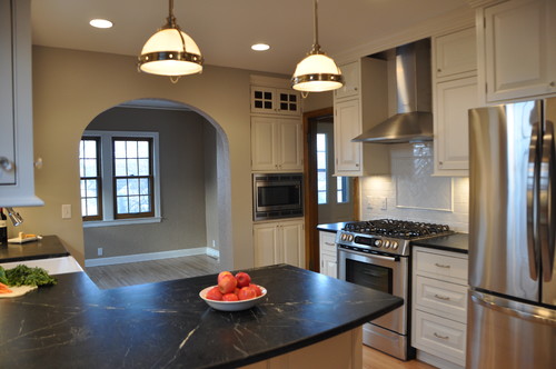 http://st.houzz.com/simgs/86913ad801aa36d5_8-9660/traditional-kitchen.jpg