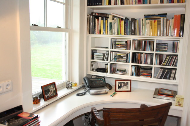 traditional home office by Holly Marder