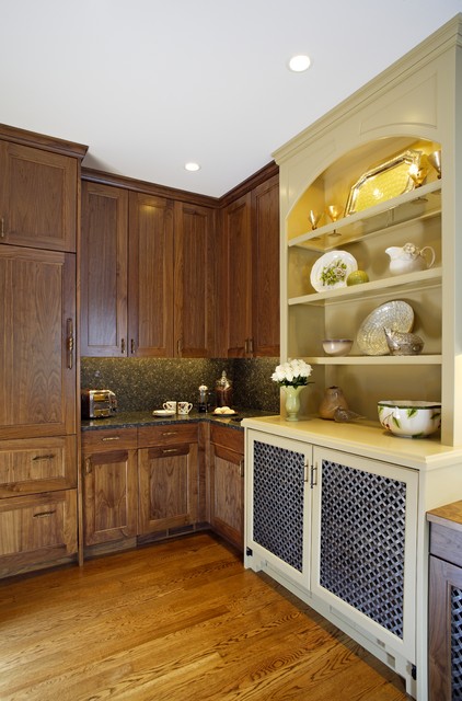 Cooking Fusion traditional kitchen