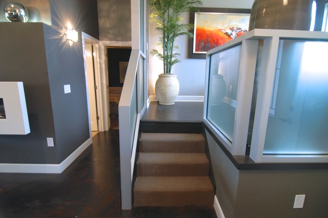 17325 Parkgrove Dr - 2012 Parade of Homes Entry contemporary