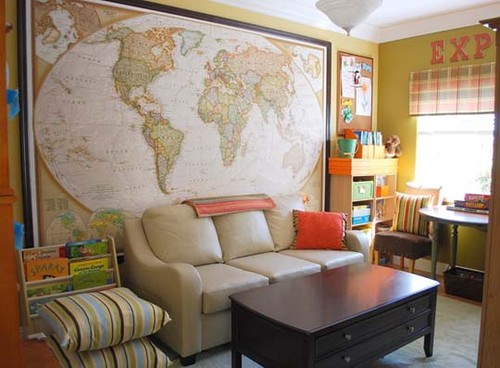 World Map Wallpaper in living room