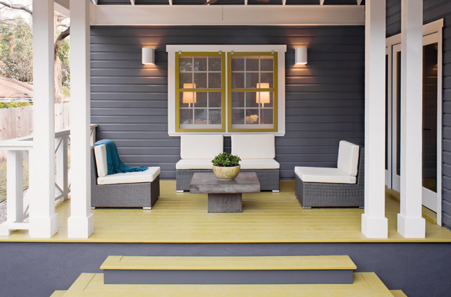 contemporary porch by Texas Construction Company