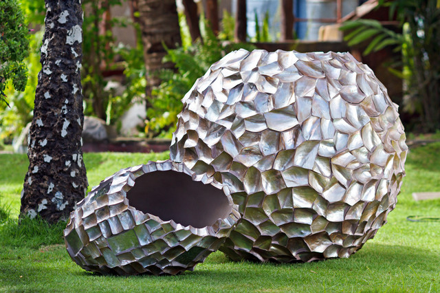 outdoor garden sculpture