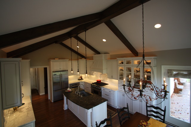 Broadview Heights Kitchen traditional kitchen
